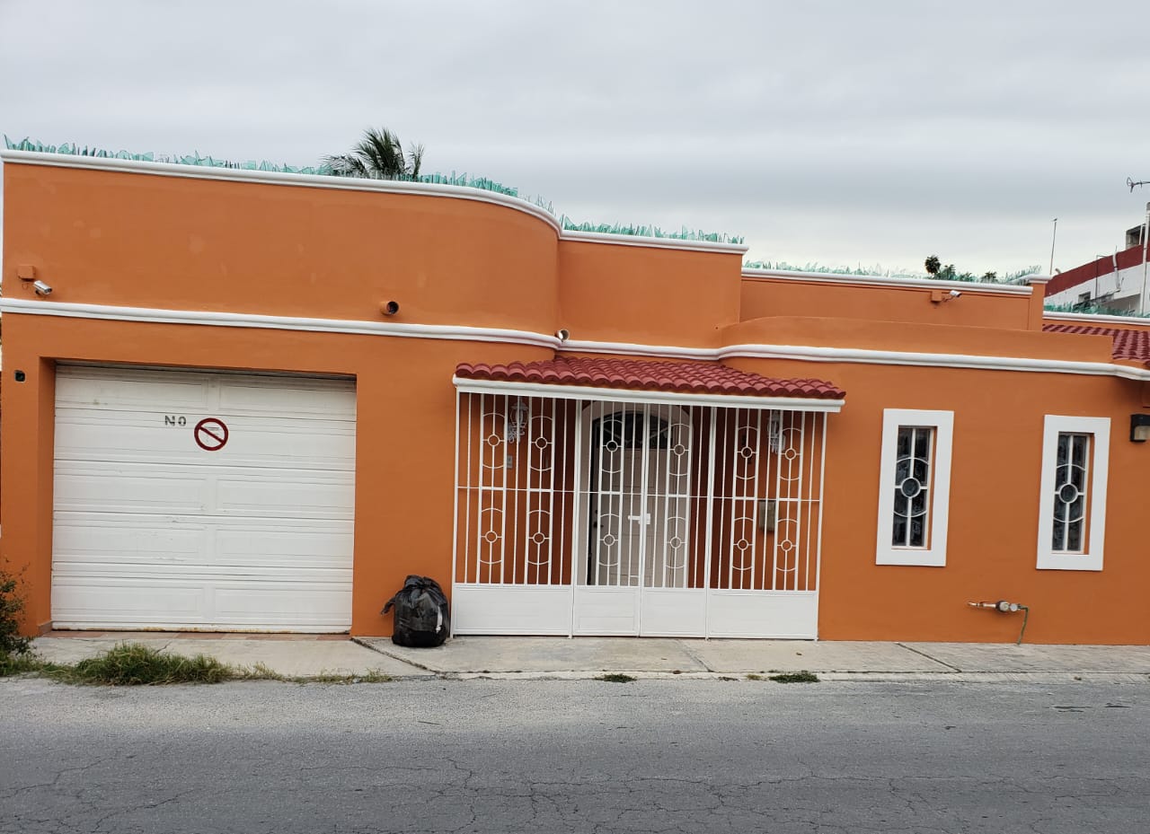 Entrada principal Casa en Flores Magón Cozumel